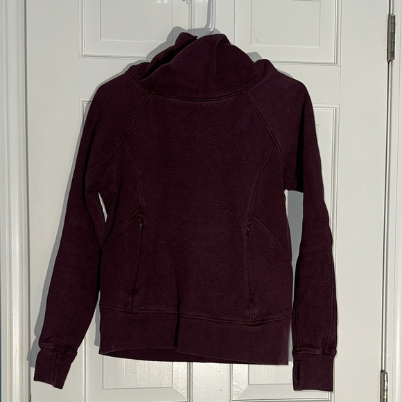 lululemon athletica Tops - Lululemon Hoodie size 6 Burgundy Crossover Neck